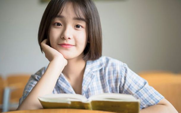 “威尼斯”最佳影片《共妻共夫》：喷涌的情欲背后……
